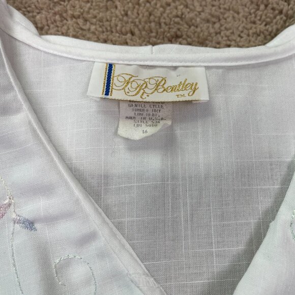 JR Bentley Shirt Womens 16 White Embroidered Rainbow Button Cottagecore Vintage - Picture 6 of 10